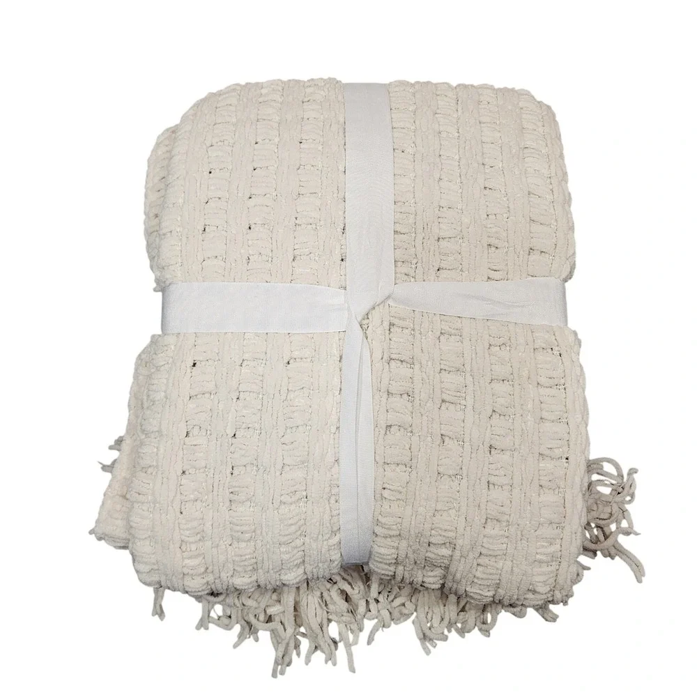 J&M Home Fashions Luxury Chenille Throw with Tassels Thick Loose Knit Cream‎
